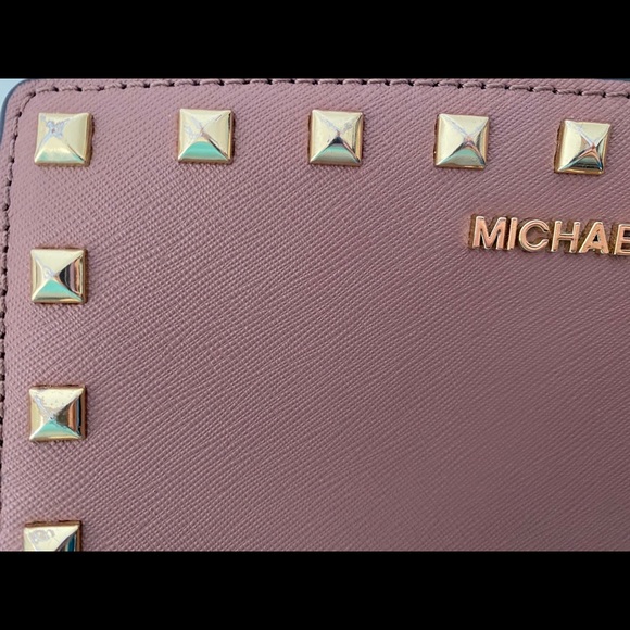 Michael Kors Leather Dusty Rose Crossbody Bag - Picture 4 of 4